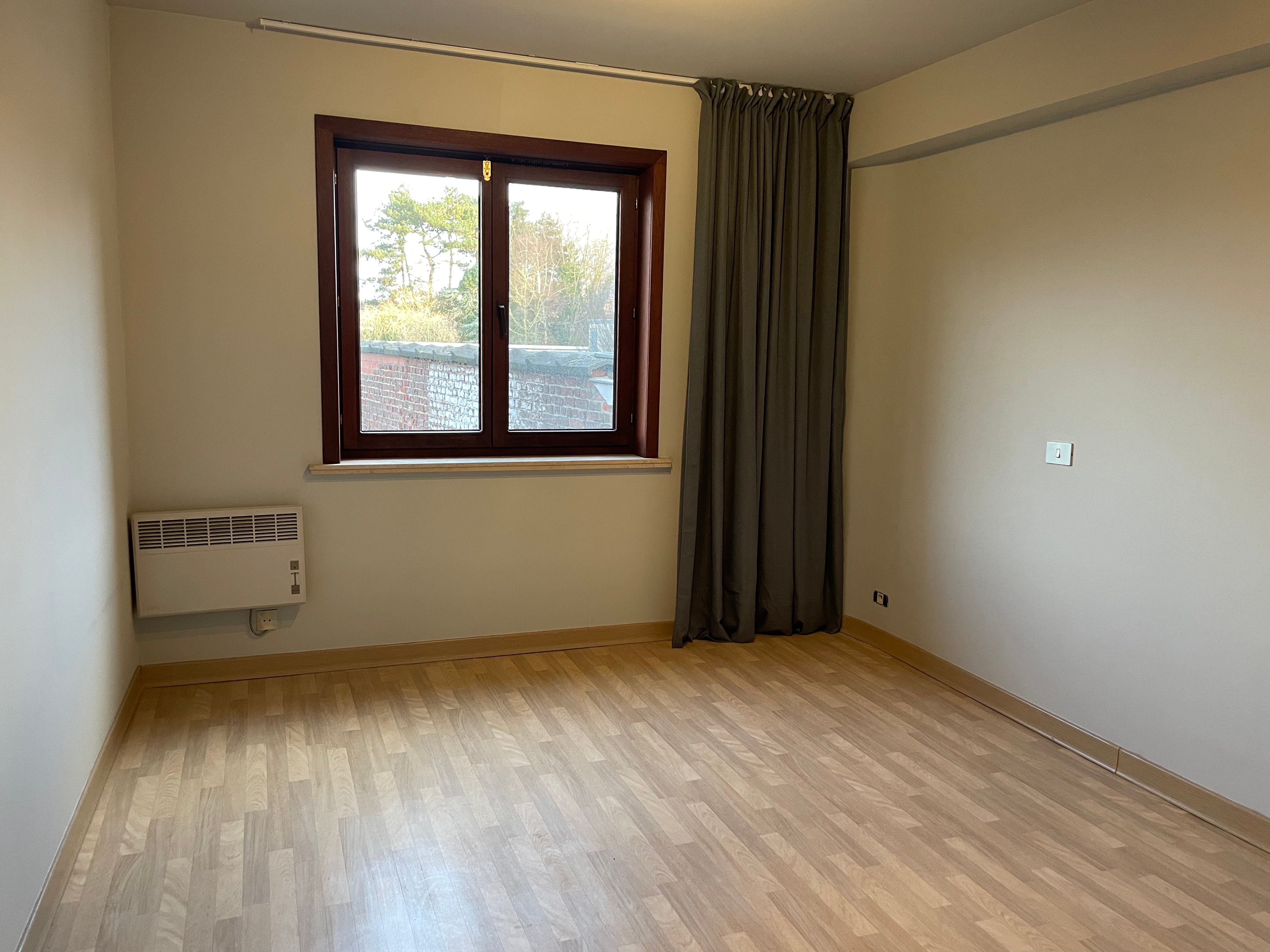 Gunstig gelegen instapklaar twee slaapkamer appartement + ruim terras foto 12