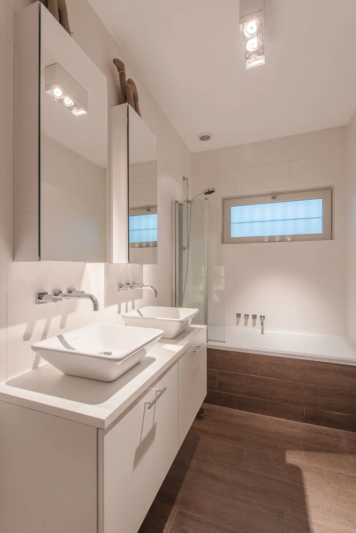 Charmante woning met drie slaapkamers te huur in de Sterre! foto 12