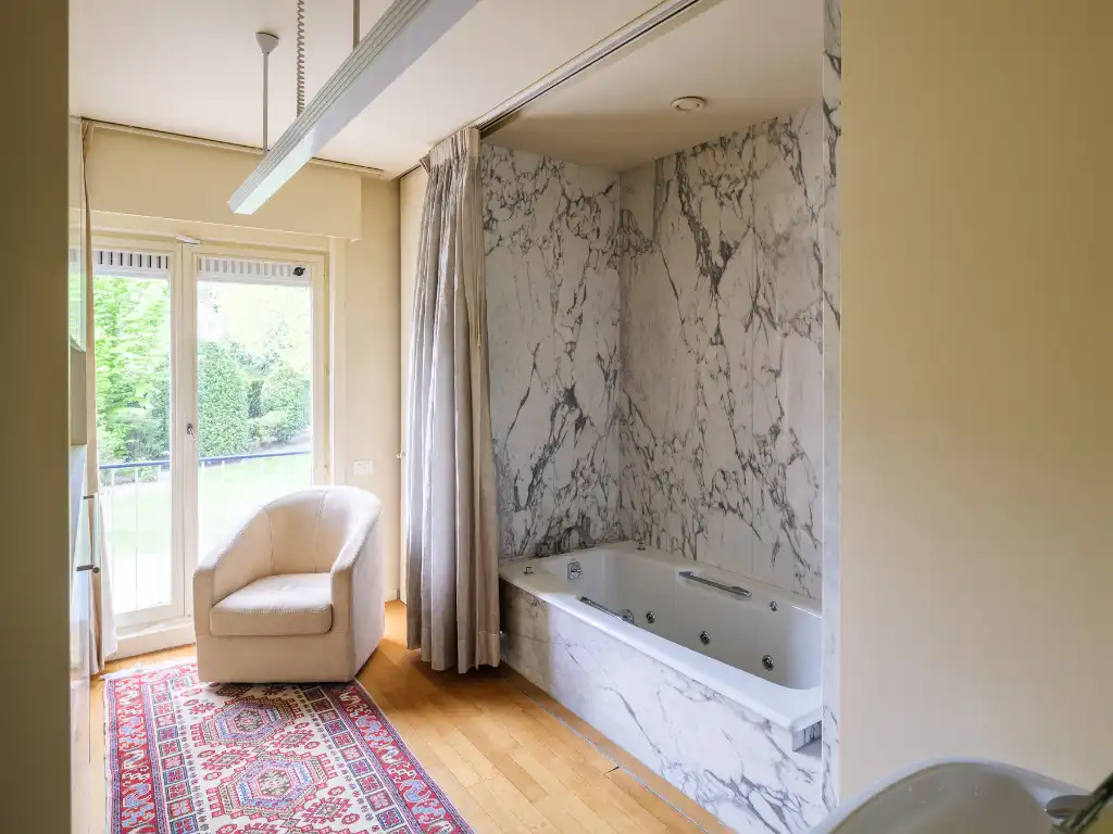 Klassevol hoekappartement met drie slaapkamers en ruim terras nabij het centrum van Gent foto 18