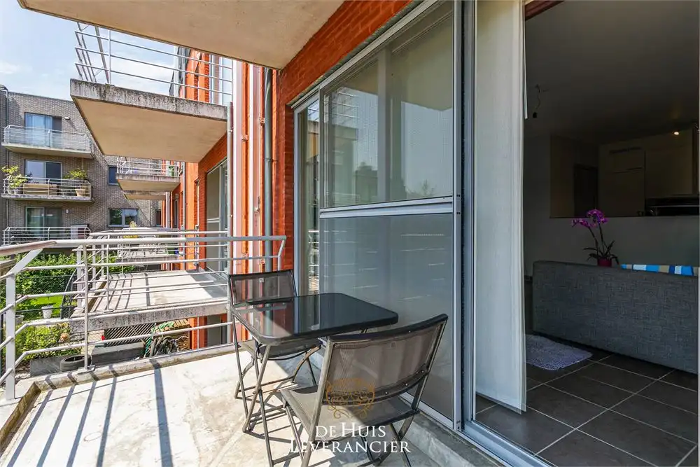 Energiezuinig modern appartement met lift en terras foto 2