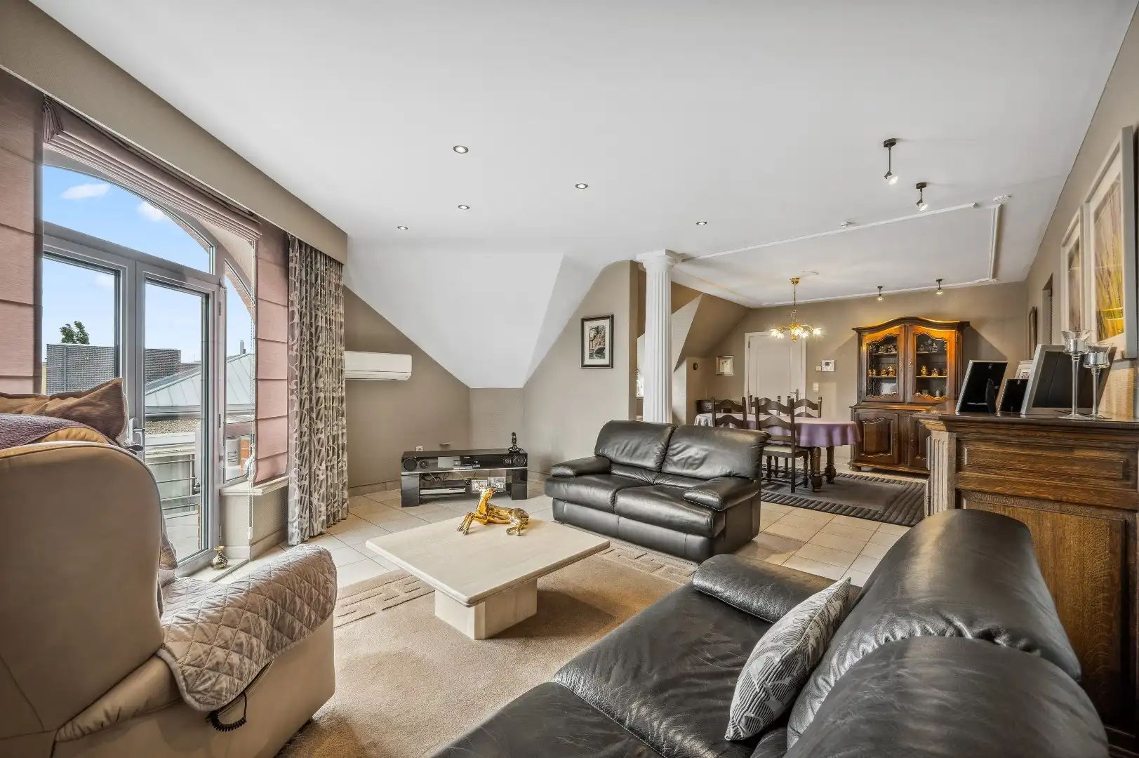 Instapklaar appartement te centrum Tienen foto 9