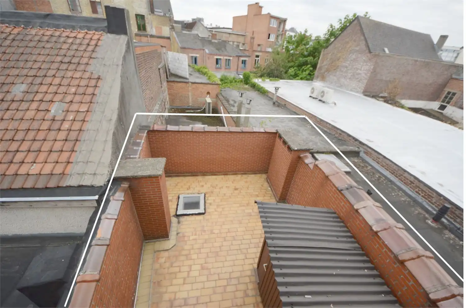 Veelzijdig handelspand met duplexappartement en terras – centrum Aalst foto 22