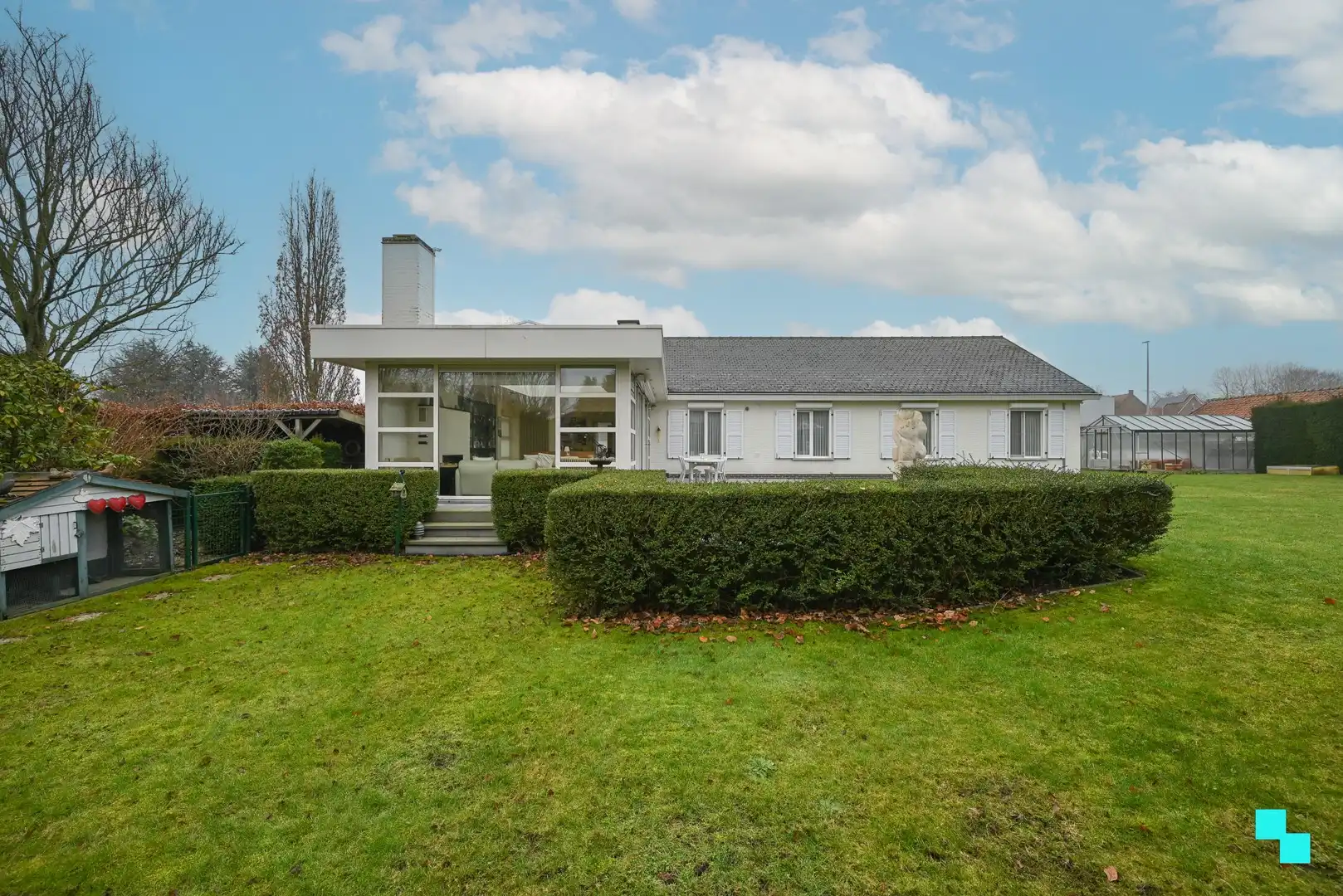 Verrassend ruime woning op hoekperceel te Izegem, Bosmolens foto 15