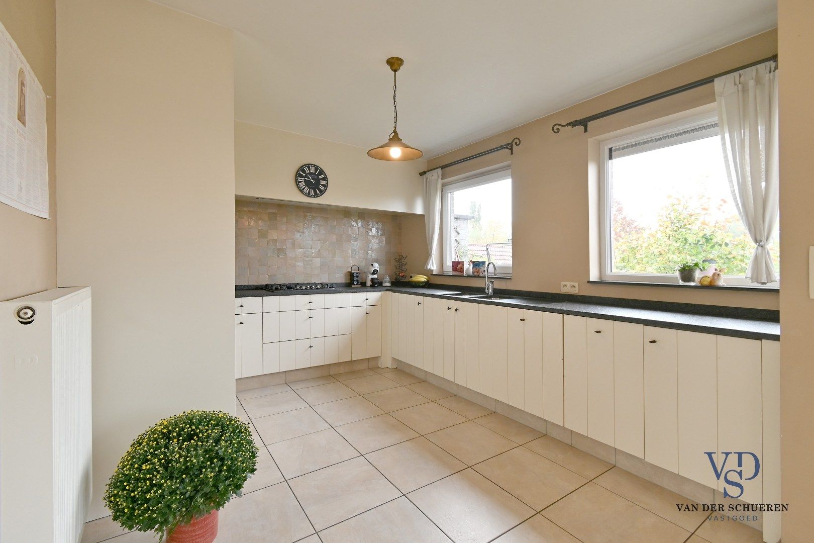 Comfortabel wonen in dit ruime duplex appartement foto 9