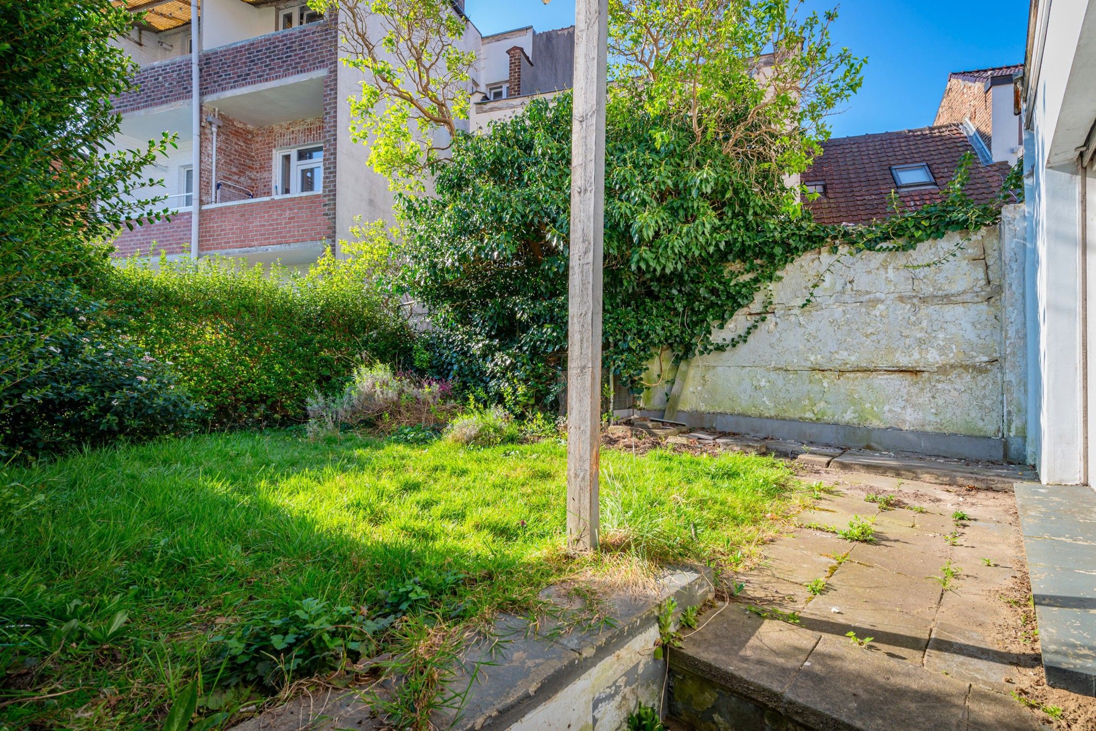 Te renoveren woning met potentieel in het hart van Audergem foto 17