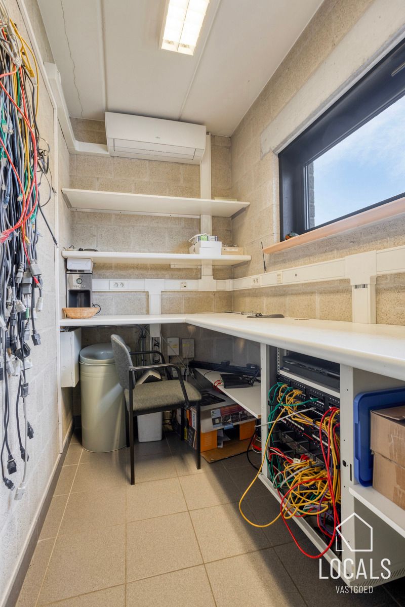 Multifunctioneel kantoorgebouw in centrum Haaltert  foto 13