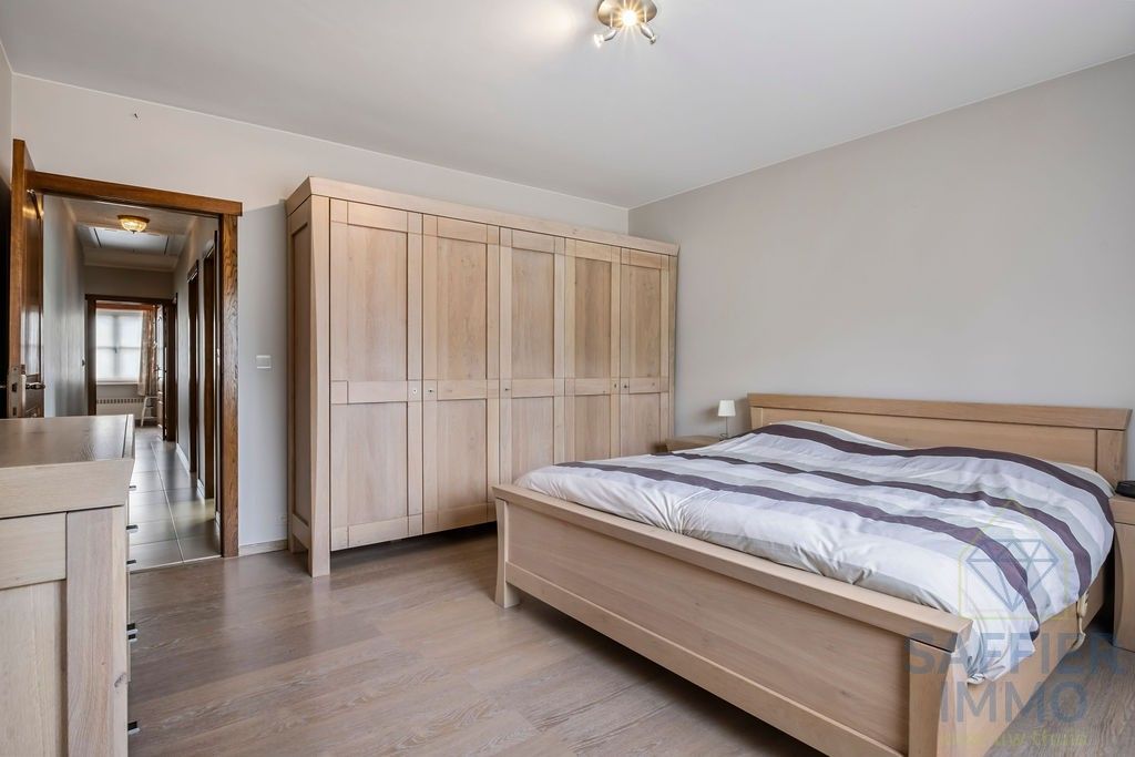 Stijlvolle villa met opslag op toplocatie in Sint-Eloois-Vijve foto 24