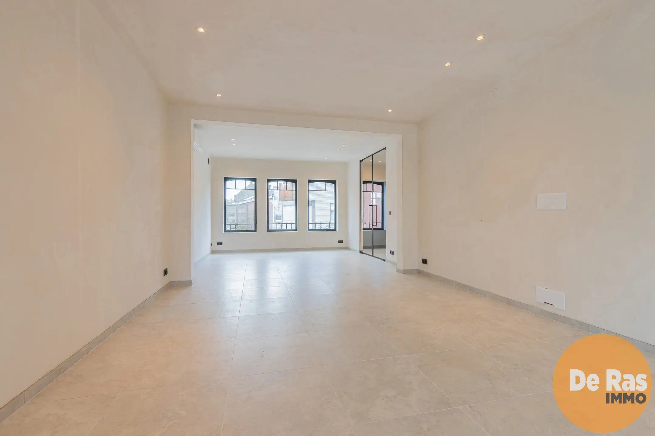 WICHELEN - Exclusief gerenoveerde woning met charme foto 6