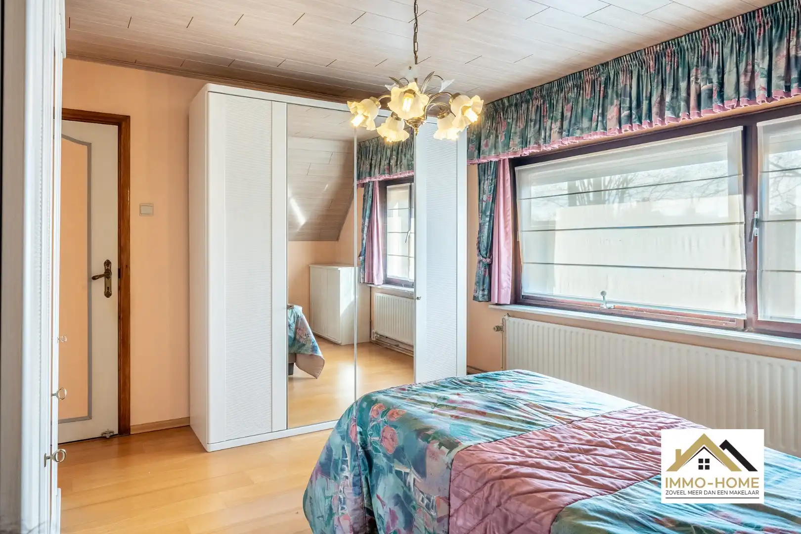 Karaktervolle HOB met een mooie achterliggende tuin foto 20