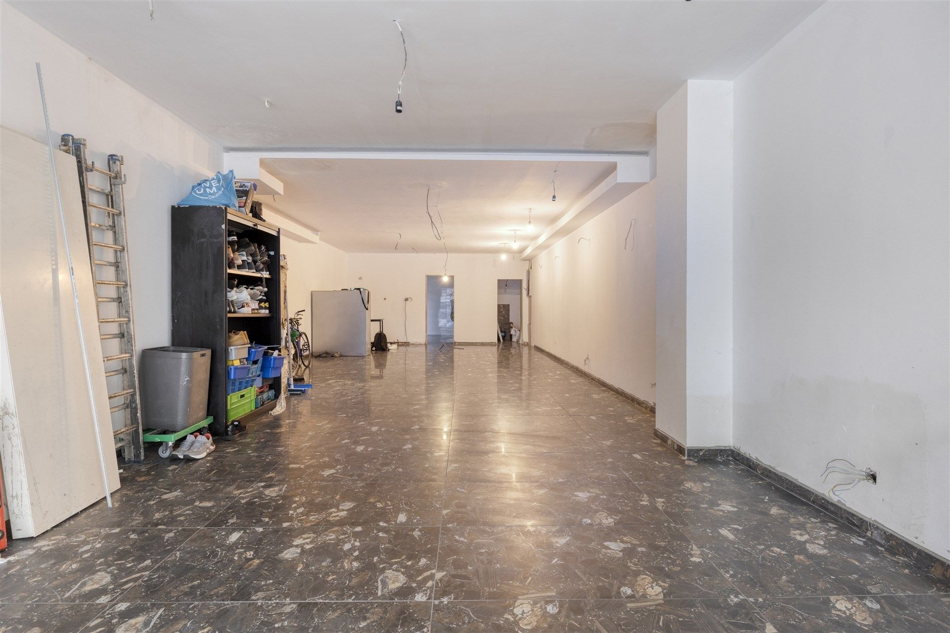 Gerenoveerd handelshuis met 4 tot 6 slaapkamers en zonnige tuin. foto 4