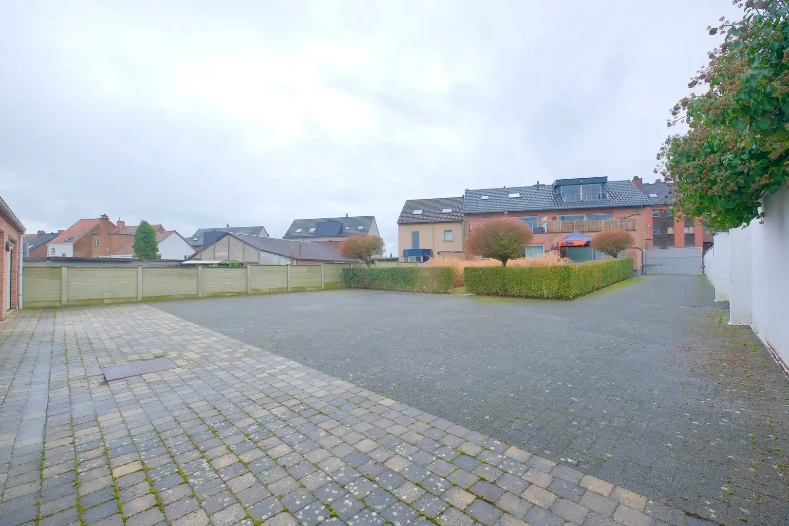 Gelijkvloers app met 2 slaapkamers, ruim terras en garage! foto 19