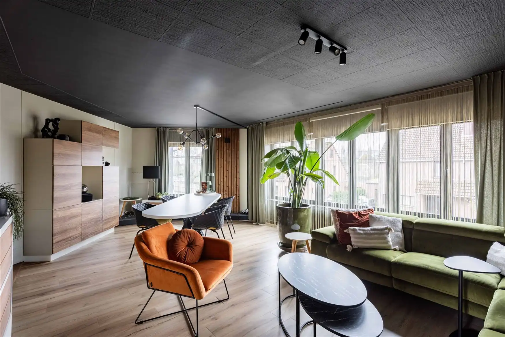 Horeca-eigendom met bovenliggend appartement foto 14