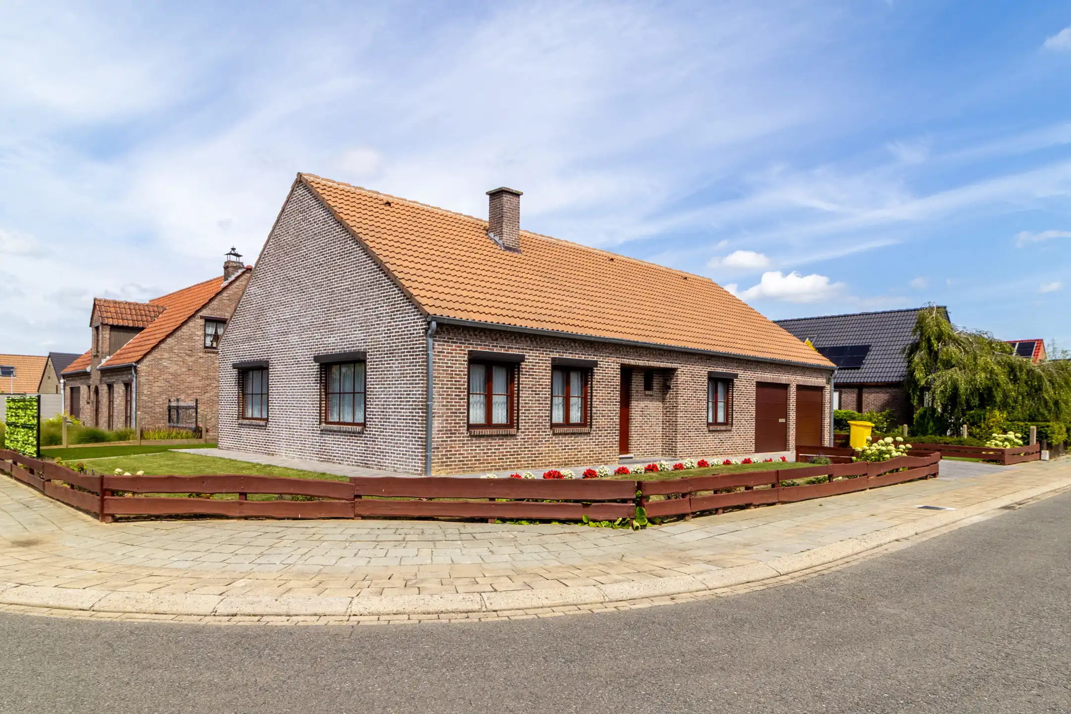 Hoofdfoto van de publicatie: Bungalow te koop