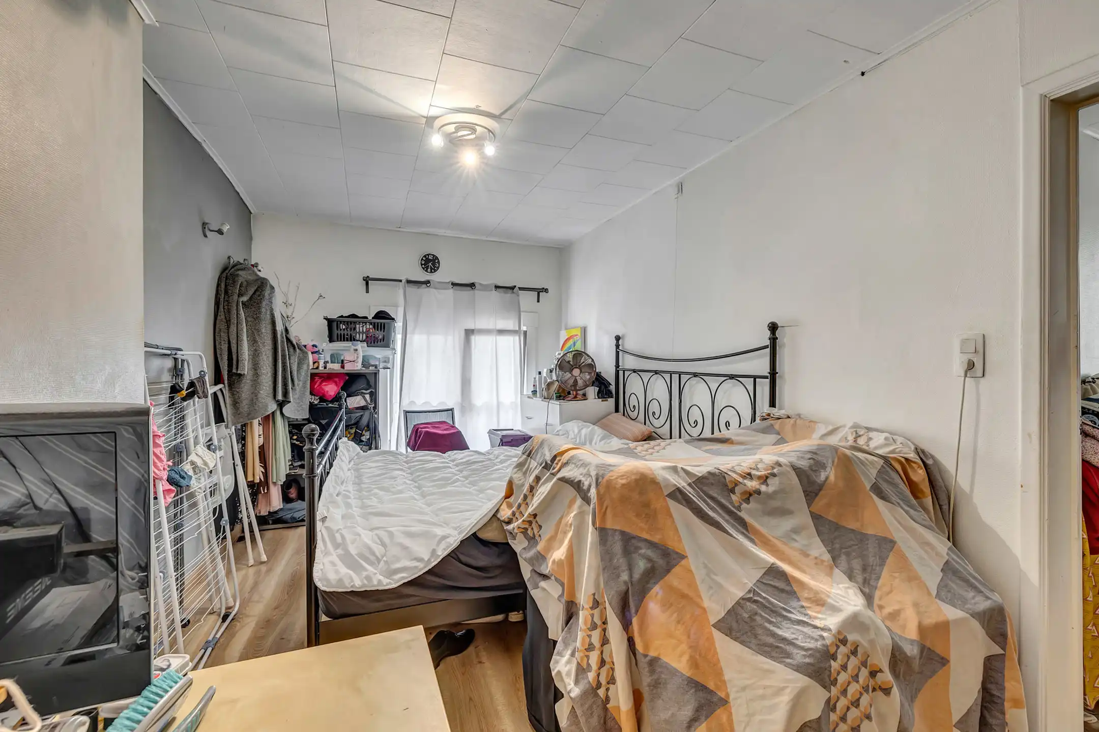 Opbrengsteigendom: Handelsruimte met 3 slpk app in centrum foto 23