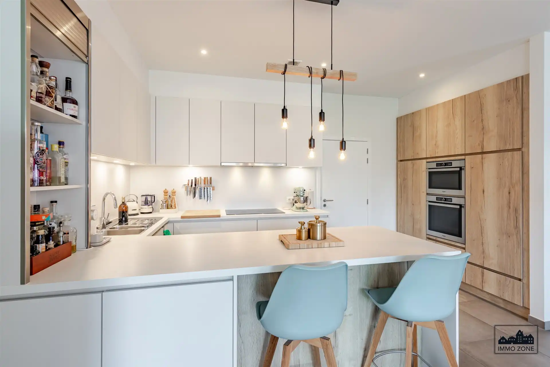 Luxe appartement met garage in stadskern Sint-Niklaas foto 3