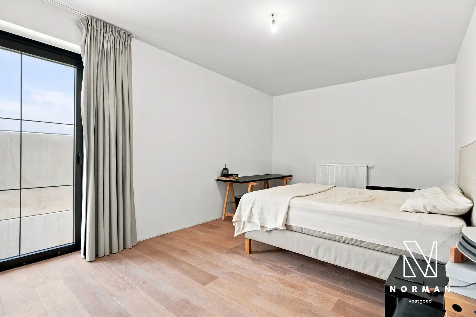 Bedrijfswoning op 1186 m² met luxueuze woonst. foto 25
