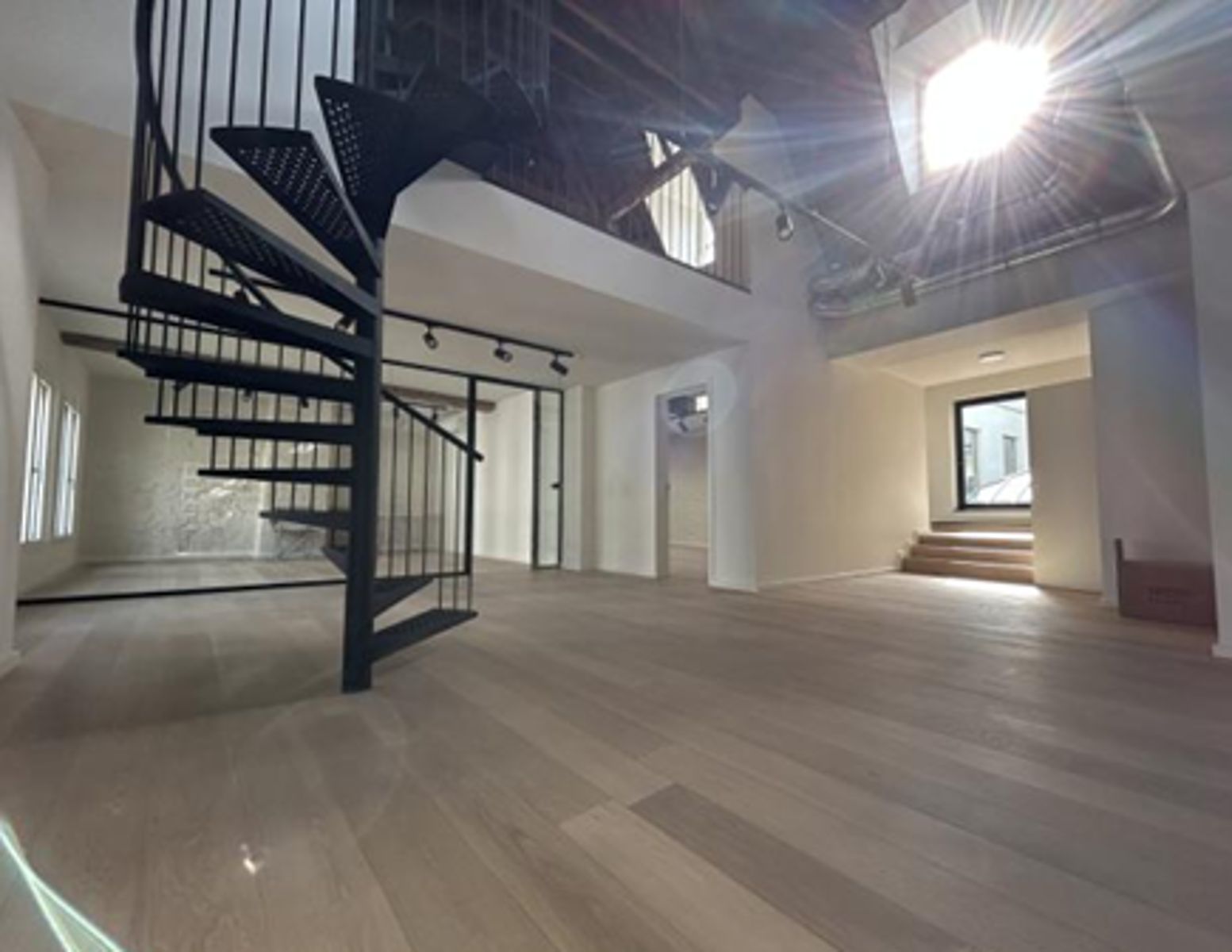 Luxe loftkantoren in historisch pand  foto 2