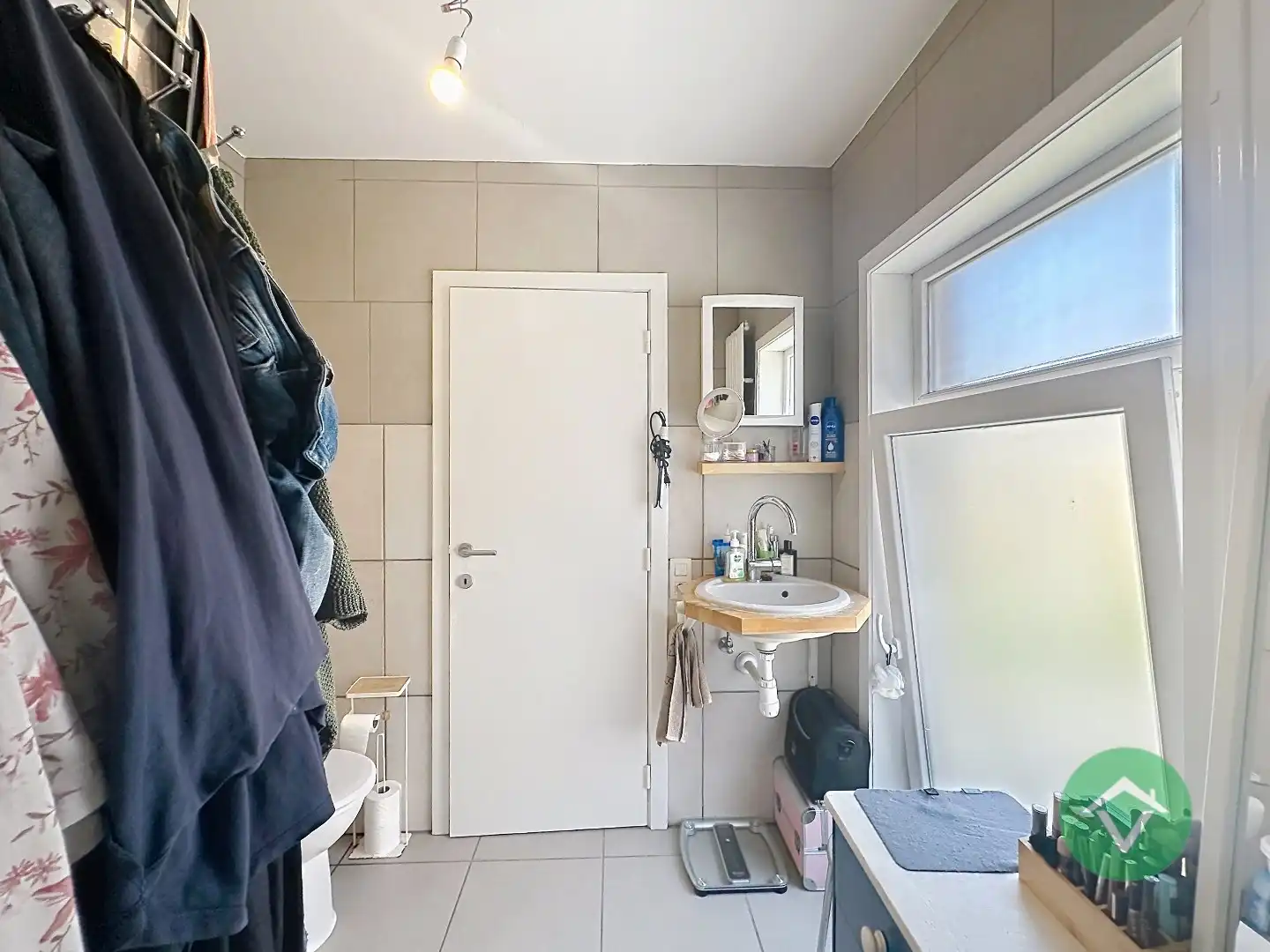 Wonen op toplocatie: instapklare woning met drie slaapkamers te Torhout foto 13