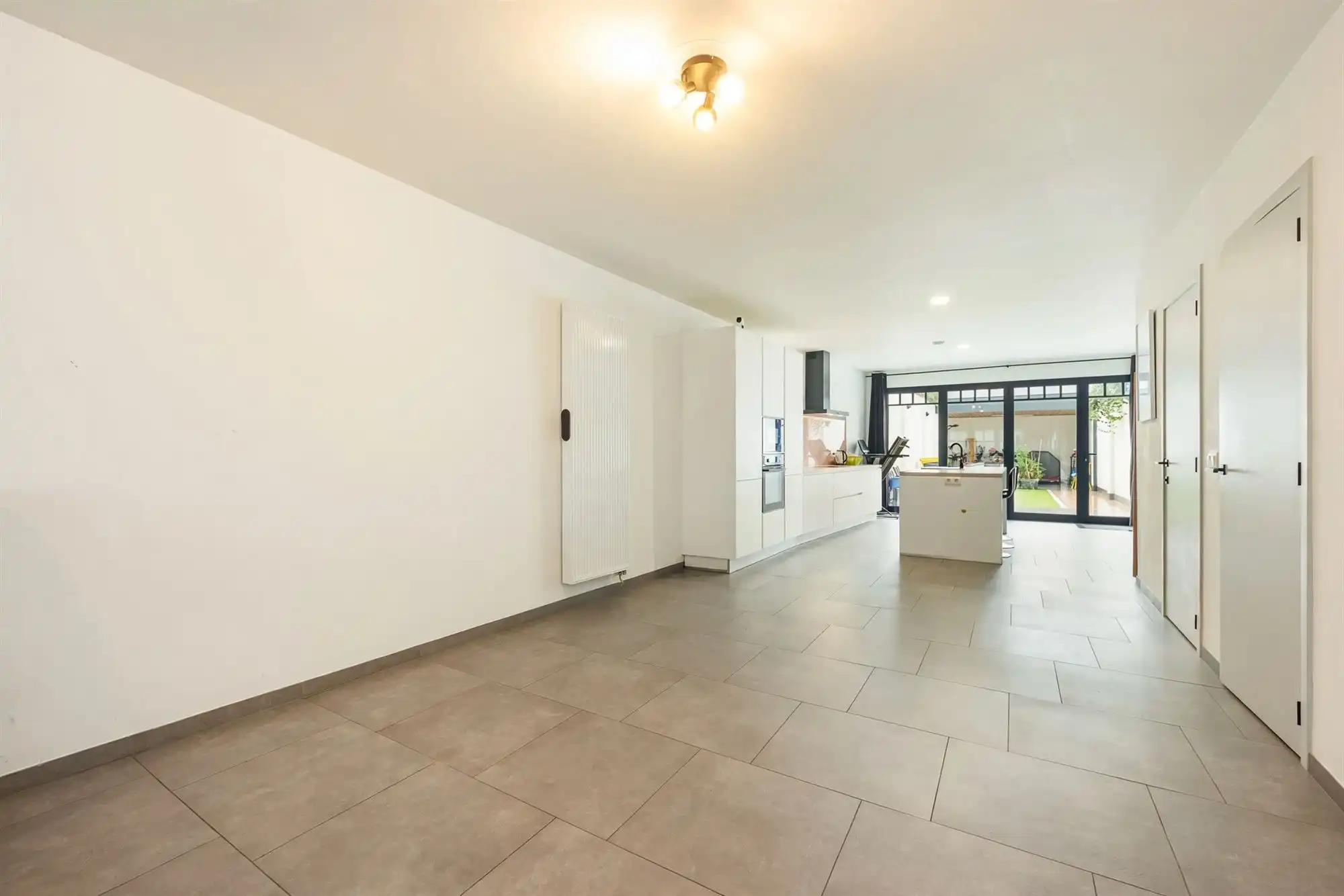 Ruime, instapklare woning met 5 slaapkamers en 2 badkamers  foto 8