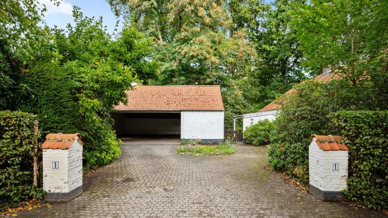 Charmant landhuis van 173m² + verdieping + dubbele garage op 11 are foto 23