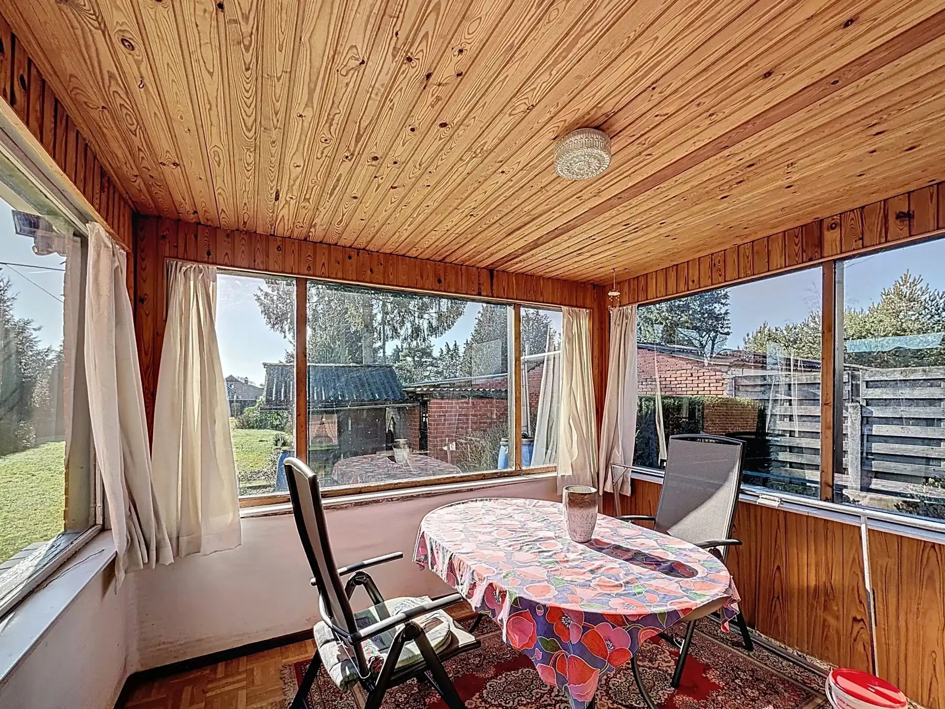 Te renoveren woning op een ruim perceel van 1350 m². foto 17