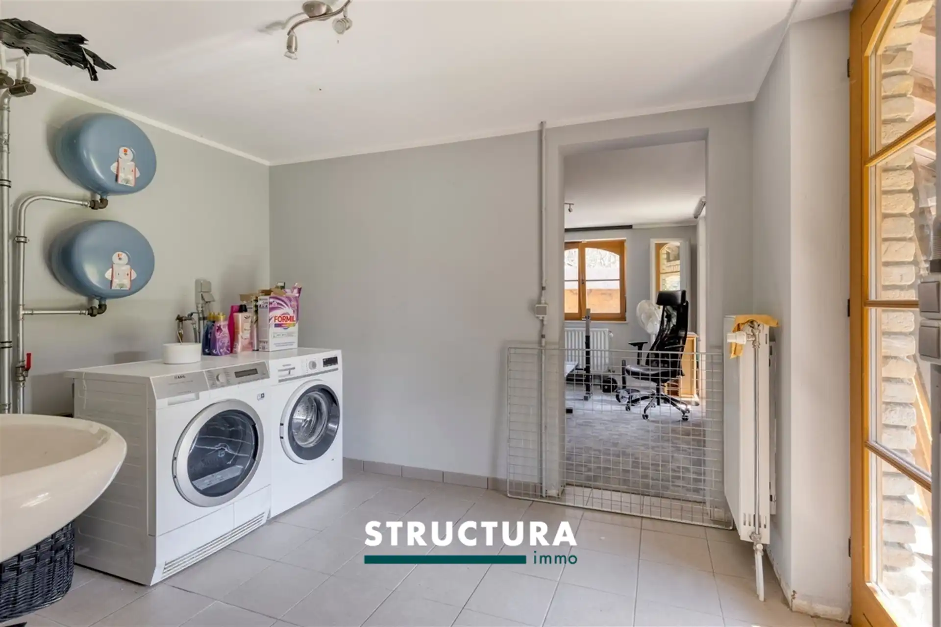 Instapklare villa met 4 slaapkamers, grote tuin en absolute privacy foto 24