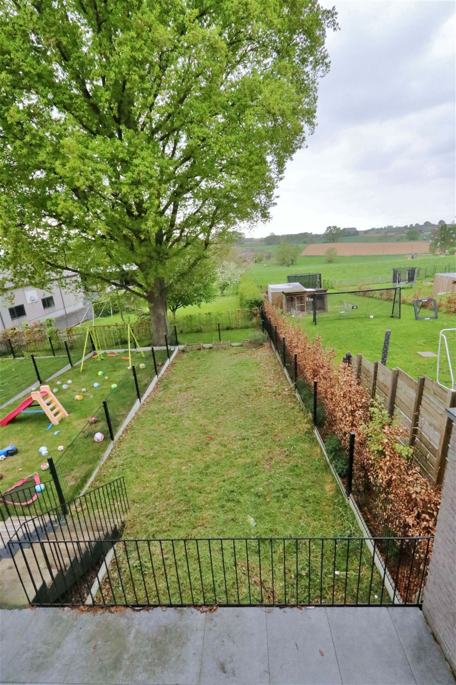Ruime woning met 3 slaapkamers + tuin  foto 22