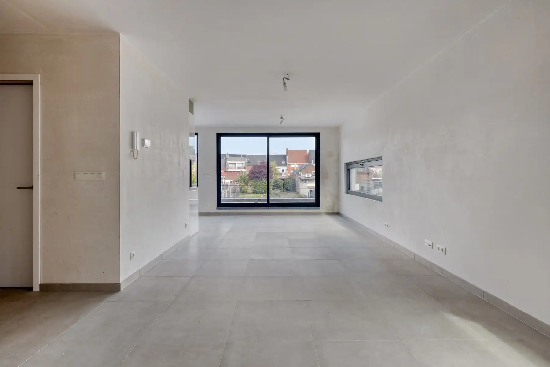 Nieuwbouw duplex appartement met ruim terras in het centrum foto 5