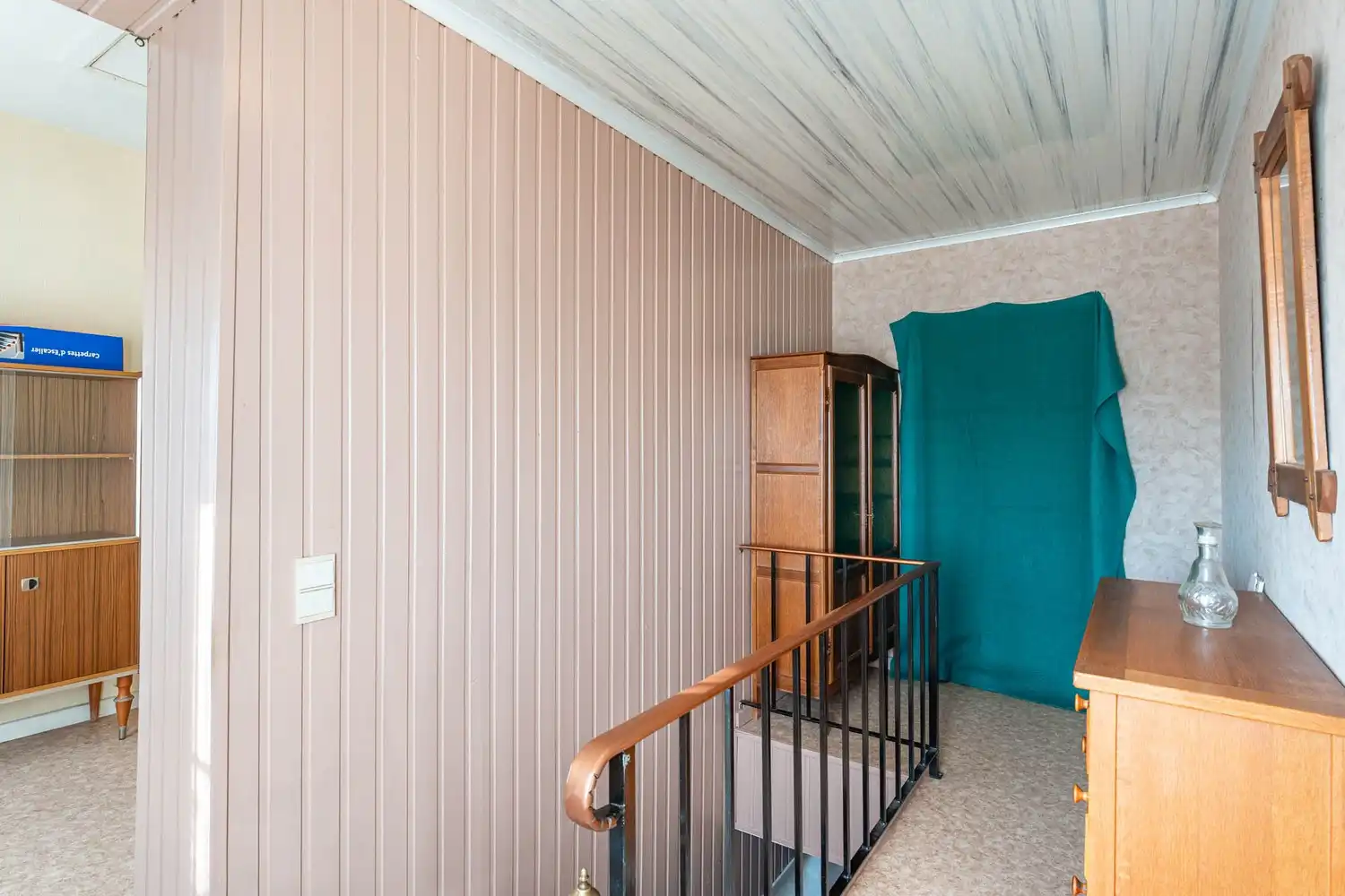 Rustig gelegen halfopen woning met 3 slaapkamers, garage en west gerichte tuin in Sint-Truiden foto 19