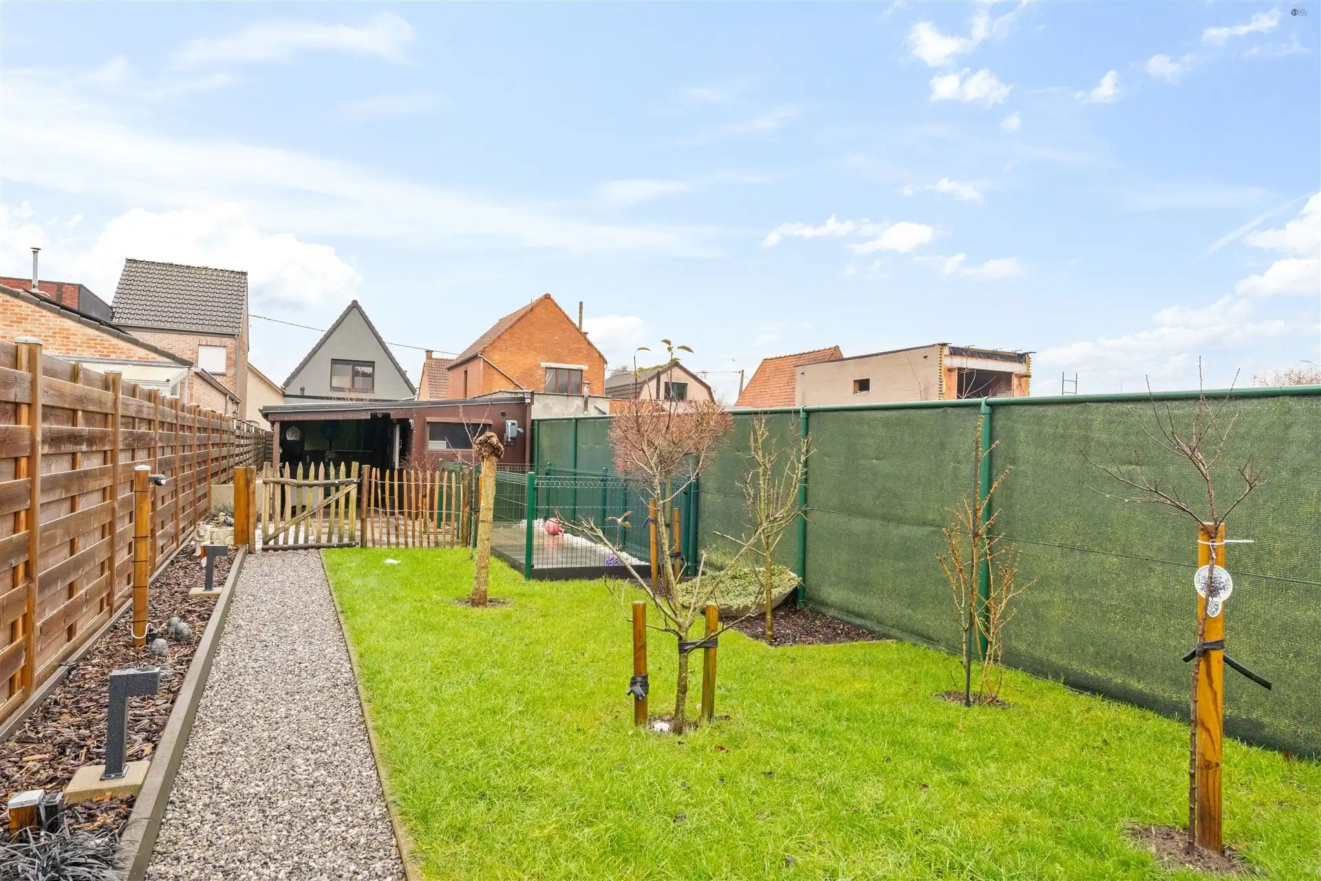 Toffe gerenoveerde open bebouwing foto 14