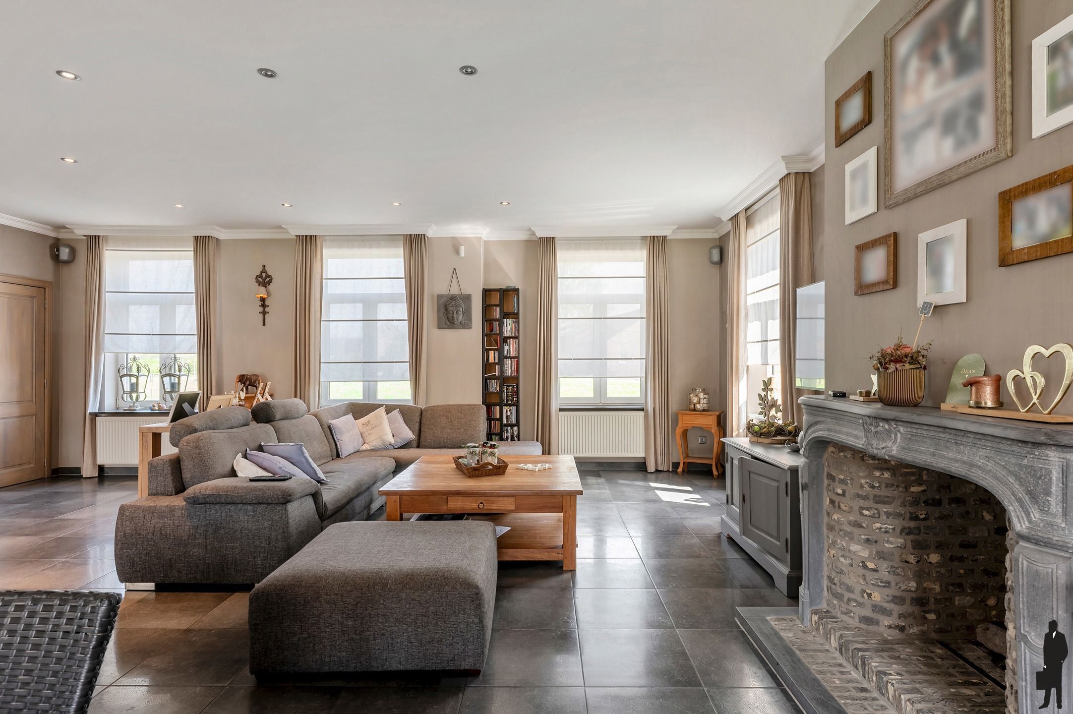 Karaktervolle villa met paardenstallen op 8.875m² in Retie foto 3