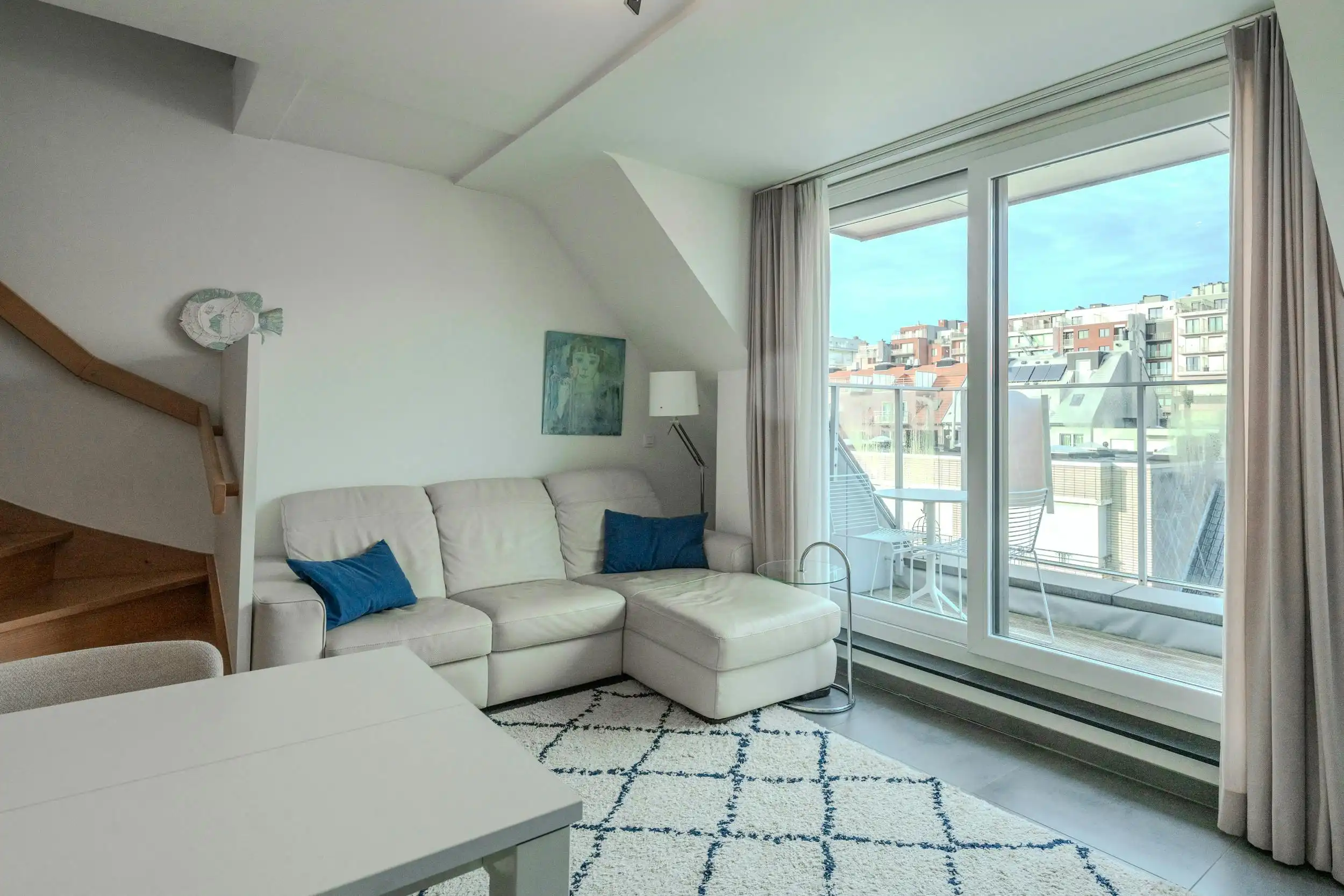 Modern duplex appartement vlak achter de vernieuwde Zeedijk! foto 9