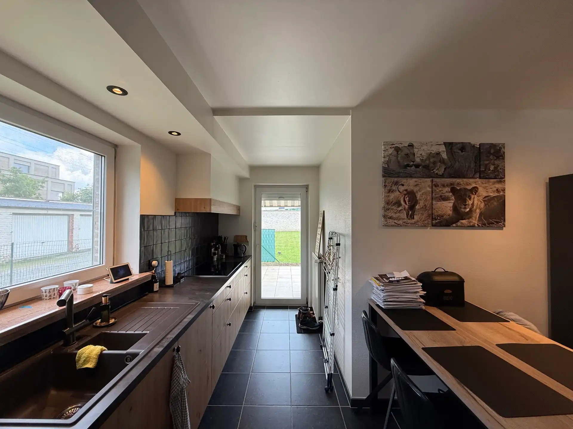 AALST - Gerenoveerd gelijkvloers appartement mét garage. foto 9