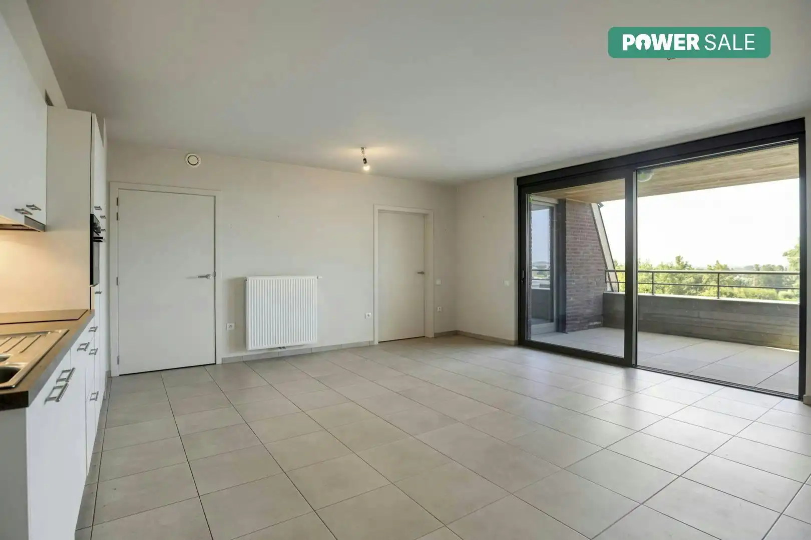 Instapklaar éénslaapkamerappartement met terras in Moorslede foto {{pictureIndex}}