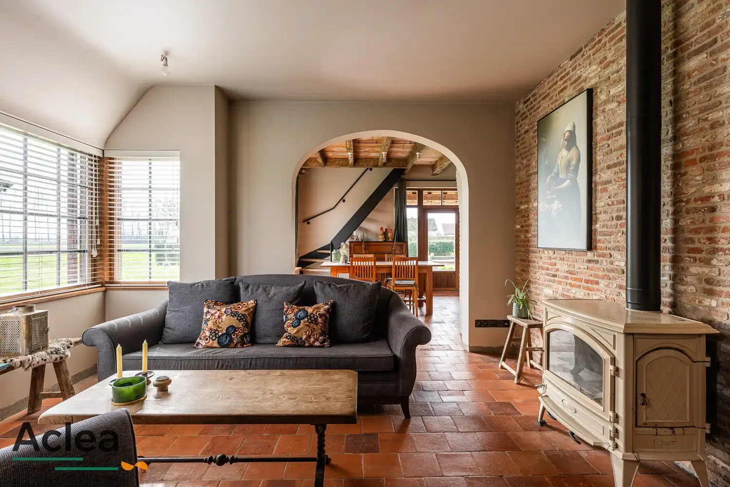 Karaktervol landhuis met paardenstal op 5.943m² in een groene omgeving foto 14