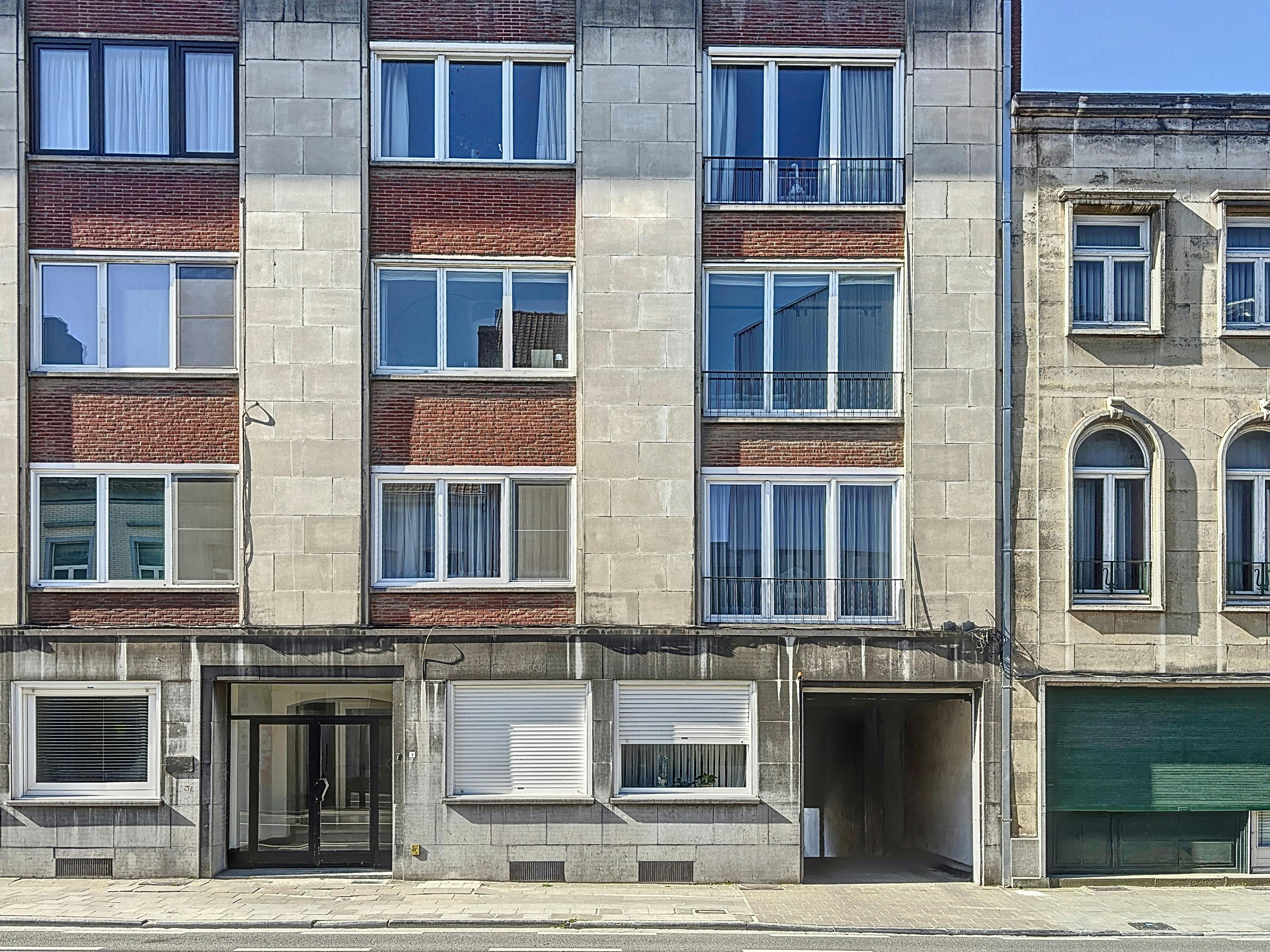 Garage te koop in Kortrijk!  foto 4