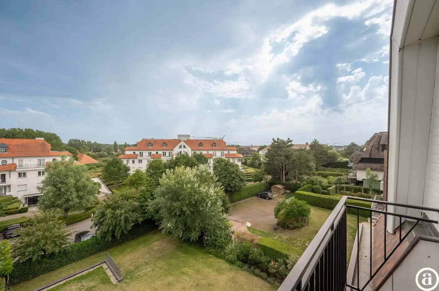 Hoekappartement van 130 m² gelegen in een villa residentie te Zoute foto 10