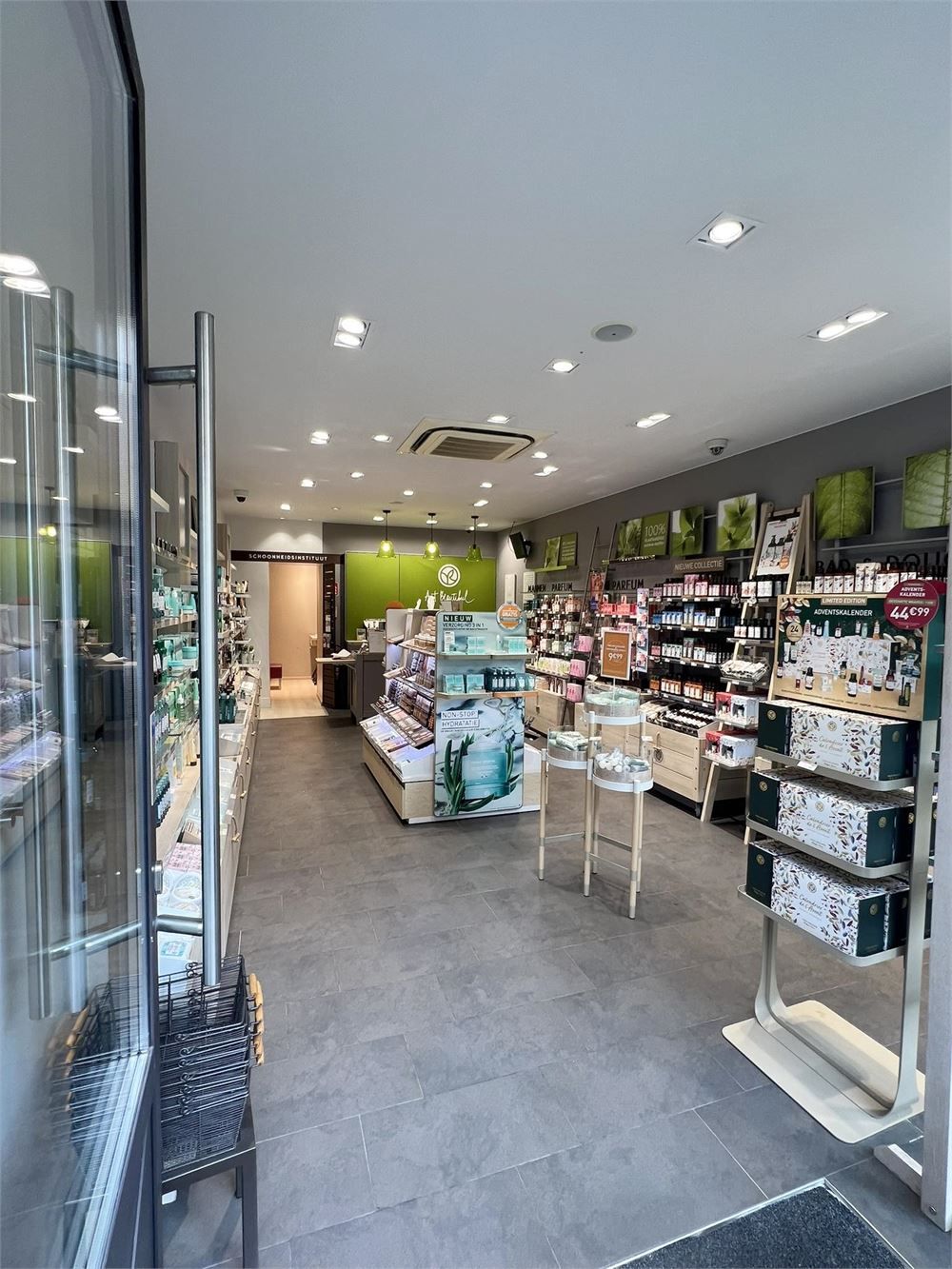 KARAKTERVOL COMMERCIEEL GEBOUW- POP UP MOGELIJK foto 2