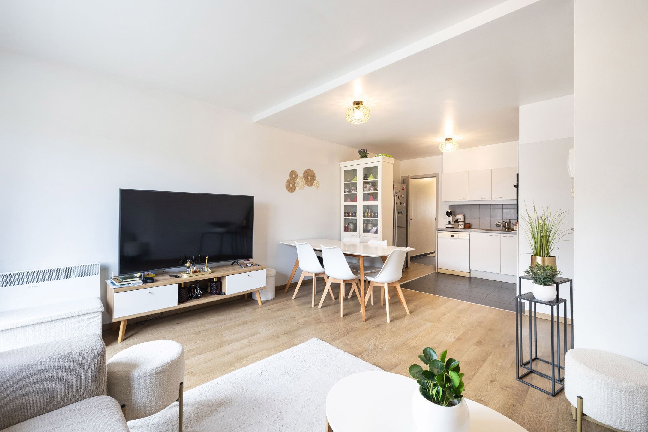 Appartement met 2 slaapkamers + P foto 6