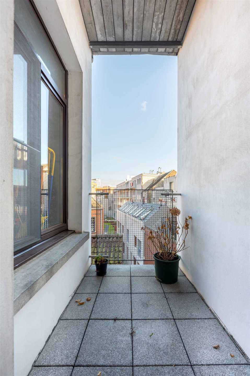 Instapklaar app. met tof terras in historisch centrum foto 8