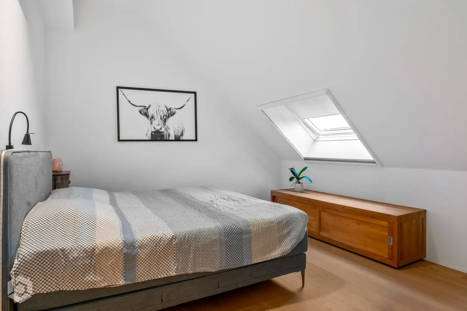 Ruime penthouse met 2 slpkrs, royaal dakterras en ruime garage foto 14