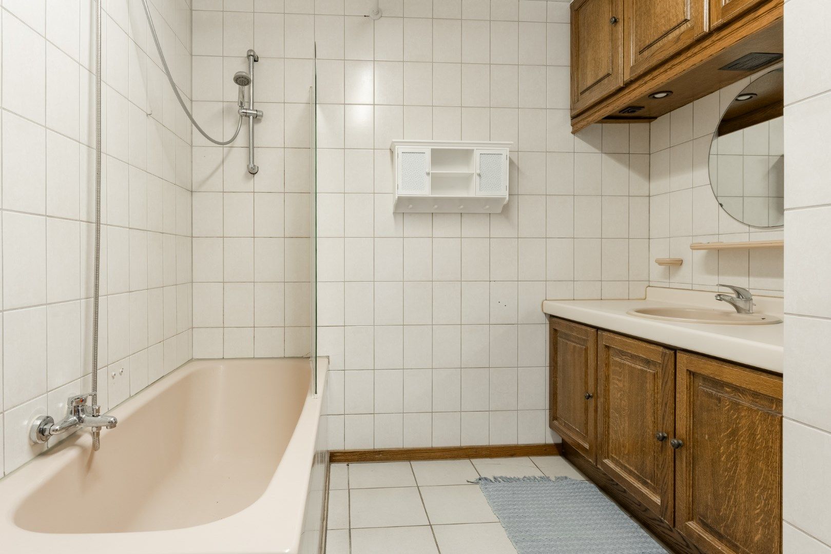 Ideaal investerings- of startersappartement zonder renovatieverplichting en met lift te koop! foto 13