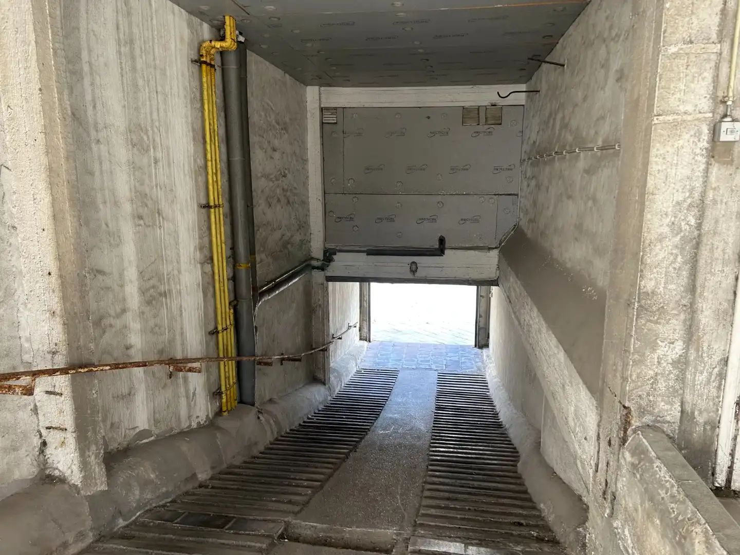 Garagebox vlakbij Zeedijk  foto 5