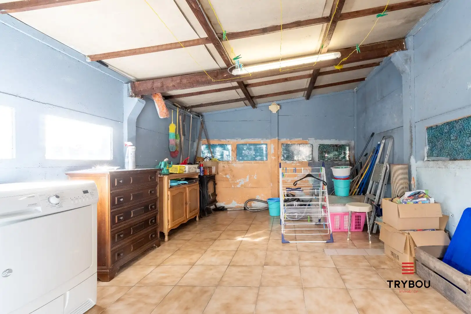 Verrassend ruime woning aan de rand van Houthulst op ruim perceel van 720m². foto 14