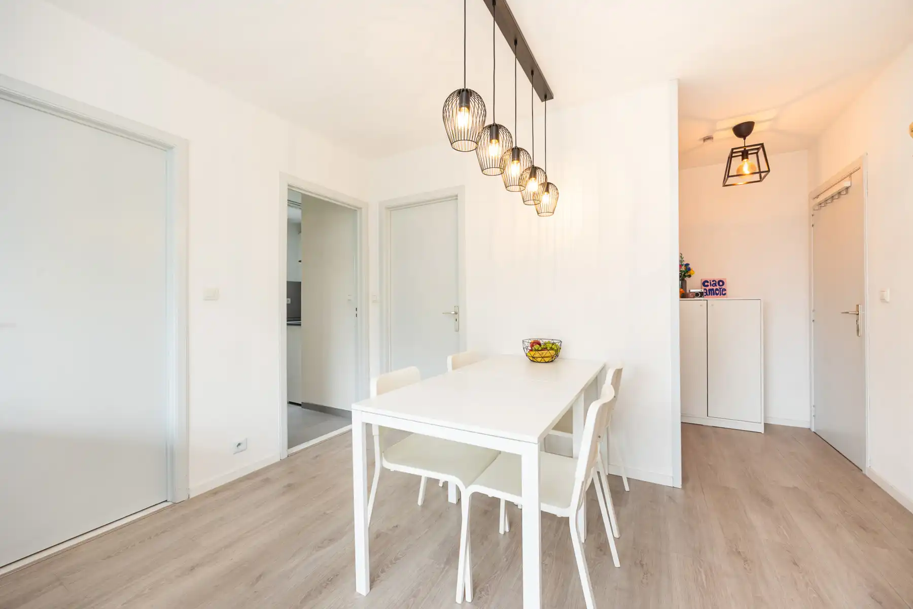 INSTAPKLAAR APPARTEMENT MET 1 SLAAPKAMER EN TERRAS GELEGEN OP TOPLOCATIE TE HASSELT! foto 3
