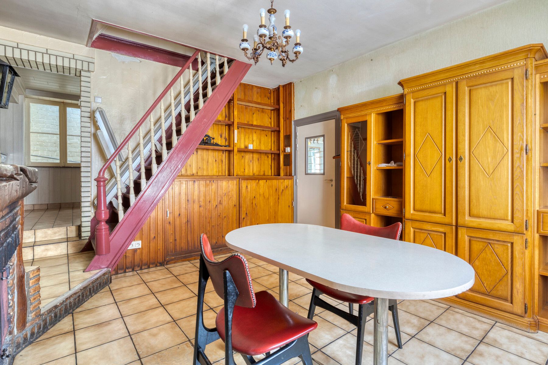 Karaktervolle Woning in het Centrum van Brussegem! foto 7