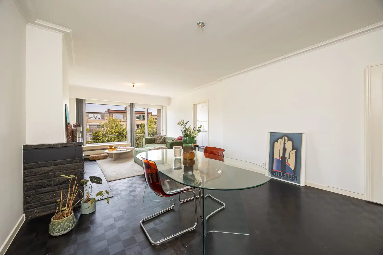 Instapklaar en smaakvol gerenoveerd appartement met 2 slaapkamers op een uitstekende locatie op de grens Deurne/Borgerhout foto 6