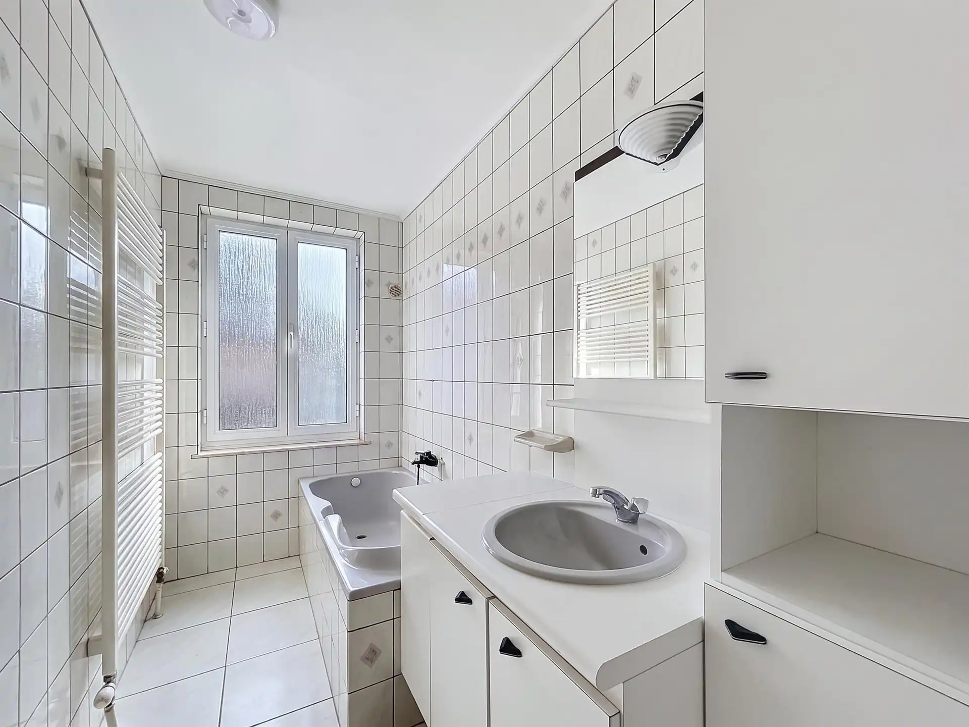 OPBRENGSTEIGENDOM MET 3 VOLLEDIG VERHUURDE APPARTEMENTEN – UITSTEKENDE INVESTERING IN SINT-PAUWELS foto 20