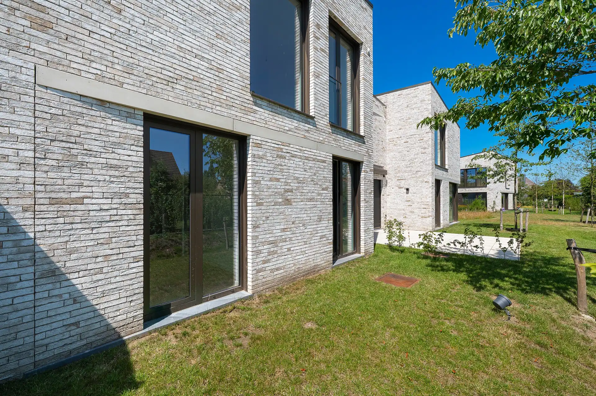 Architecturale BEN-woning met uitzonderlijke leefruimte en zonovergoten terrassen foto 36