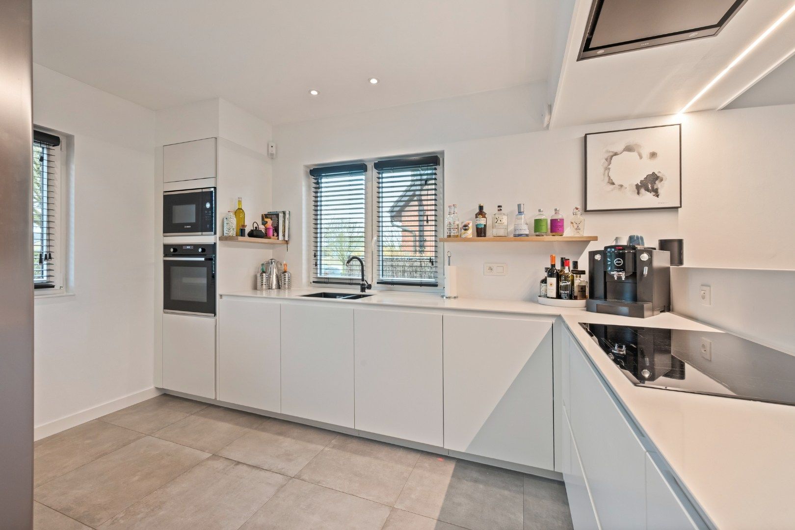 ENERGIEZUINIGE HALFOPEN BEBOUWING MET EPC A, 3-4 SLPKS, GARAGE, OPRIT EN TUIN IN RUSTIGE WIJK foto 5